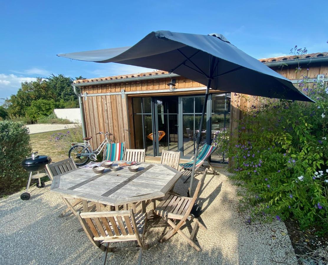 Le Moulin D Angibaud Villa La Flotte Luaran gambar